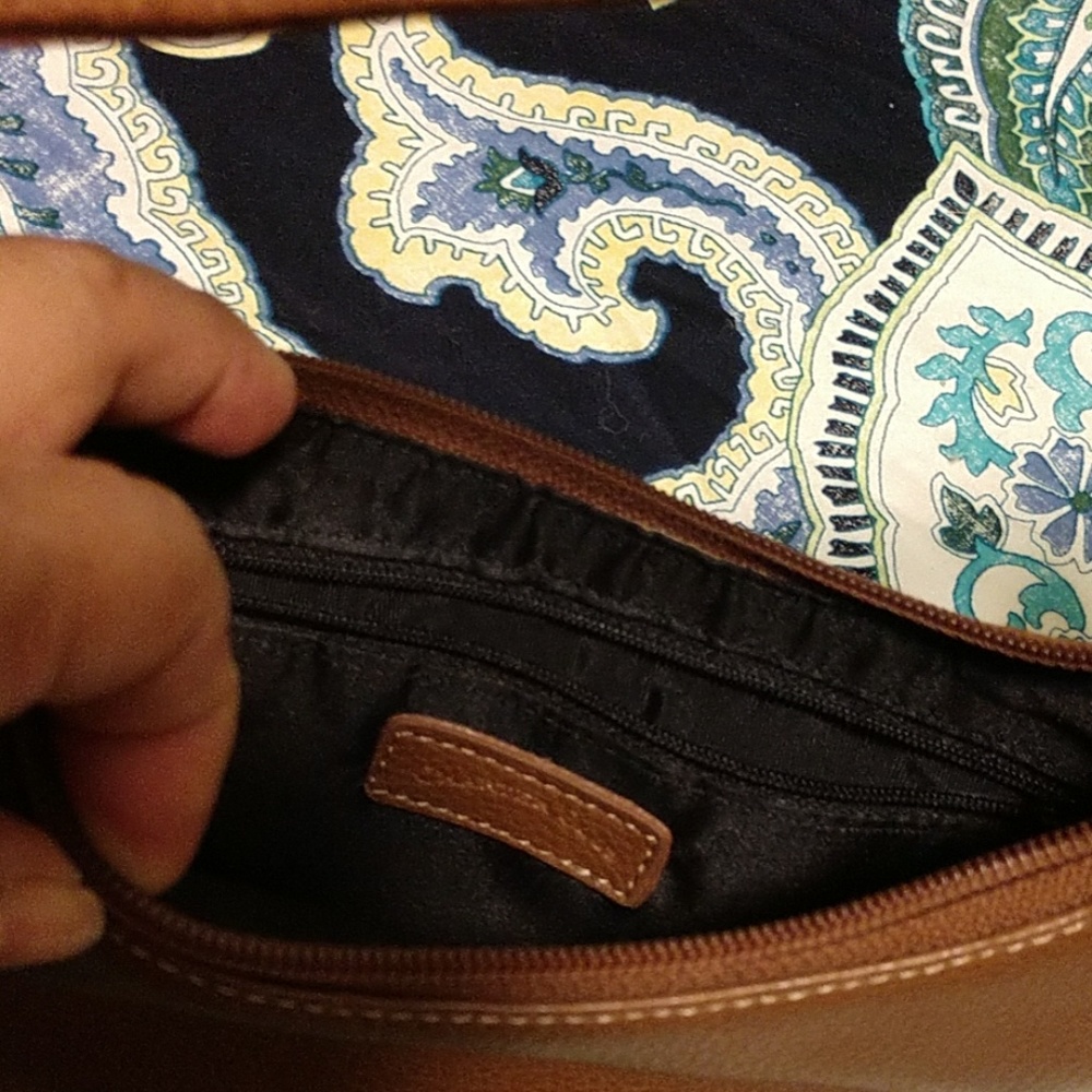 Purse - Picture 2 of 3